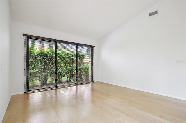 5387 Huntingwood Ct Unit 4, Sarasota, FL 34235 - photo 4