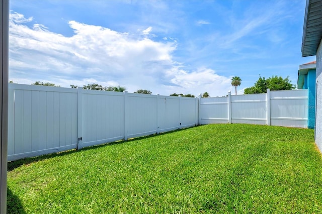 2419 29th Ave E, Palmetto, FL 34221 - view of fenced backyard