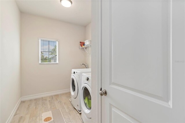 4239 Adelaar Dr, Sarasota, FL 34240 - photo 41