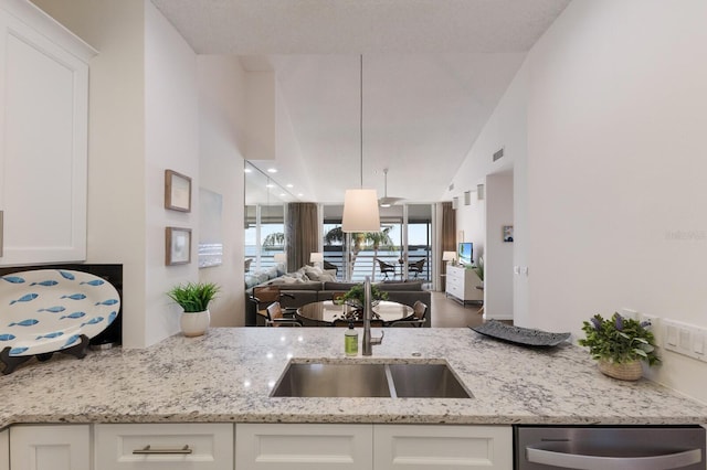 615 Dream Island Pl Unit 304, Longboat Key, FL 34228 - photo 9