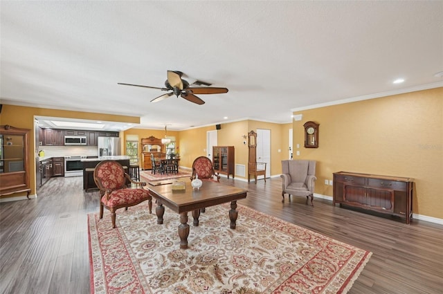 4959 Southern Wood Dr, Sarasota, FL 34241 - photo 11