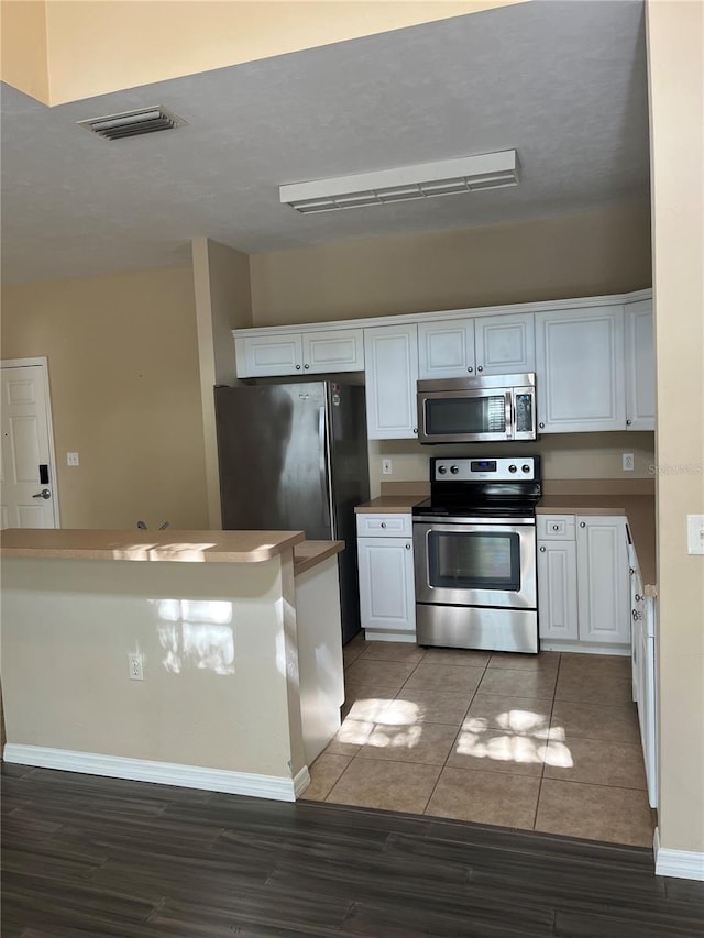 9150 SW 49th Pl Unit C, Gainesville, FL 32608 - photo 3