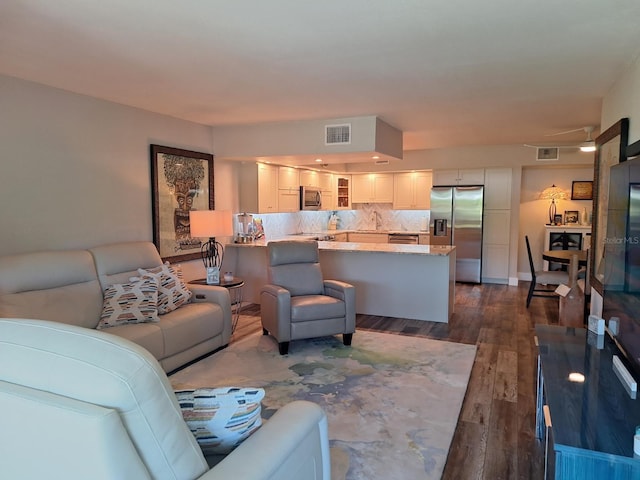 199 Whispering Sands Dr Unit 105, Sarasota, FL 34242 - photo 3