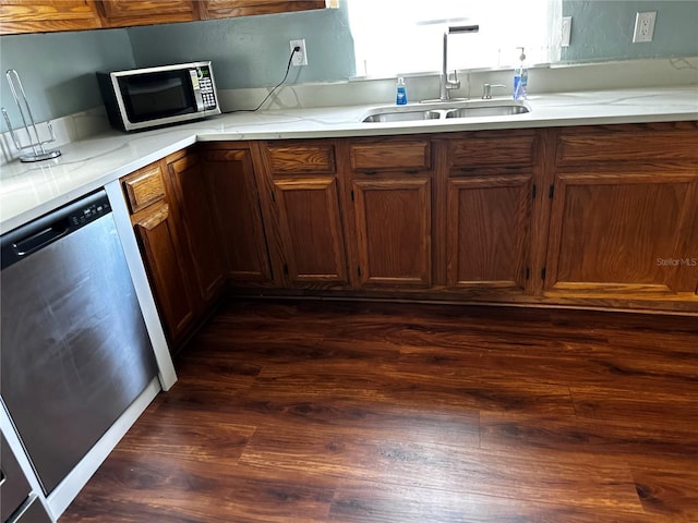 3052 Alta Vista St, Sarasota, FL 34237 - photo 8