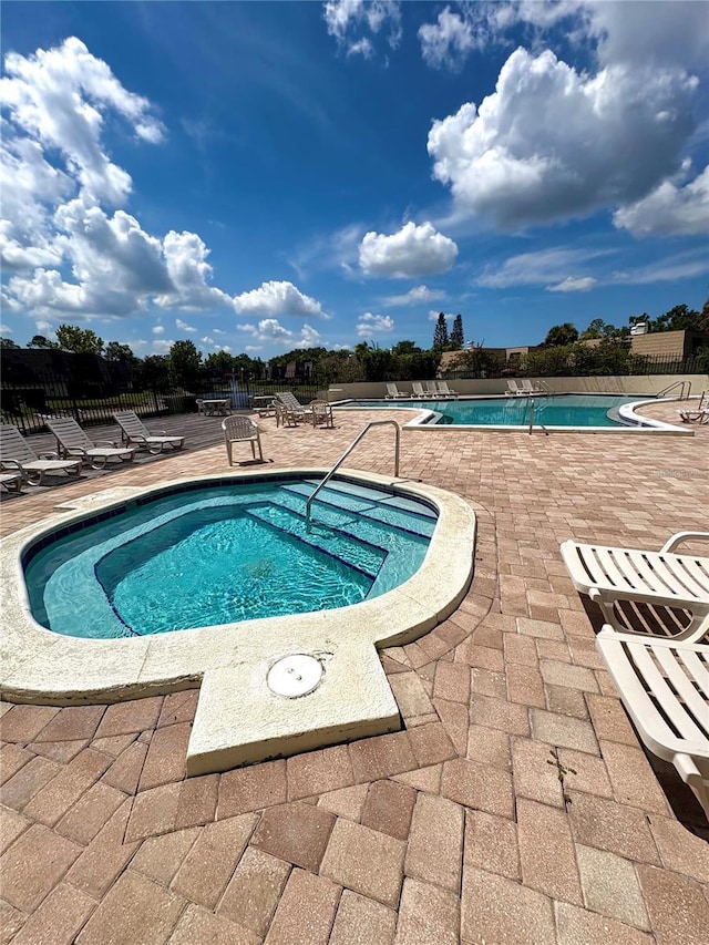 15314 E Pond Woods Dr, Tampa, FL 33618 - photo 21