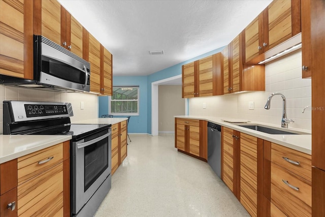 2505 Croton Ave, Sarasota, FL 34239 - photo 4