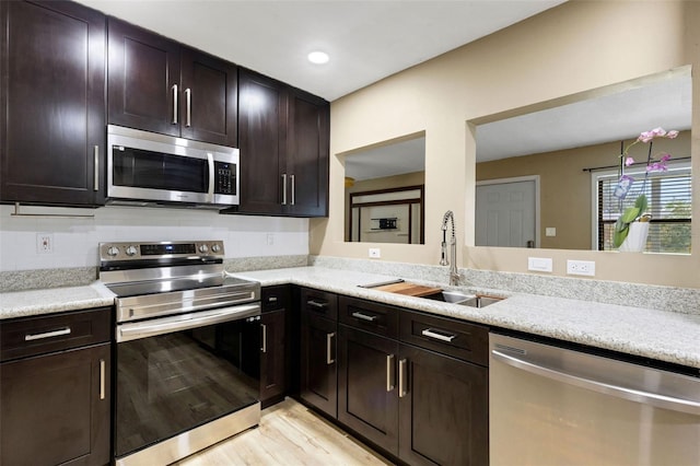 3341 Croton Ter, Port Charlotte, FL 33952 - photo 14