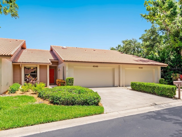 4042 Wilshire Cir E Unit 151, Sarasota, FL 34238 - photo 2