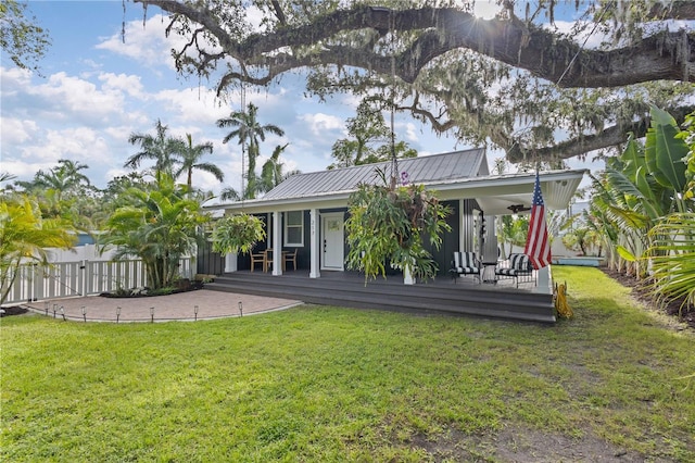 217 9th St E, Bradenton, FL 34208 - photo 1