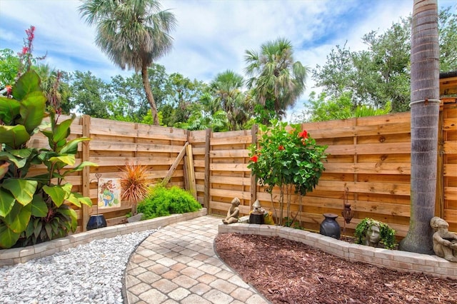 1143 Longfellow Rd, Sarasota, FL 34243 - photo 40