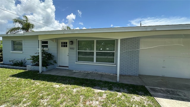 5132 Lahaina Dr, Sarasota, FL 34232 - photo 1