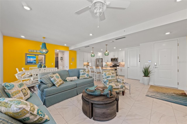 387 Aruba Cir Unit 301, Bradenton, FL 34209 - photo 9