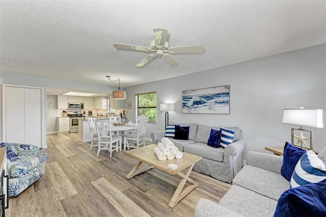 304 74th St Unit B, Holmes Beach, FL 34217 - photo 3