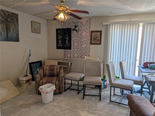 2763 Woodgate Ln Unit 201, Sarasota, FL 34231 - photo 4