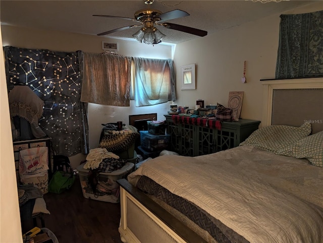 2763 Woodgate Ln Unit 201, Sarasota, FL 34231 - photo 8
