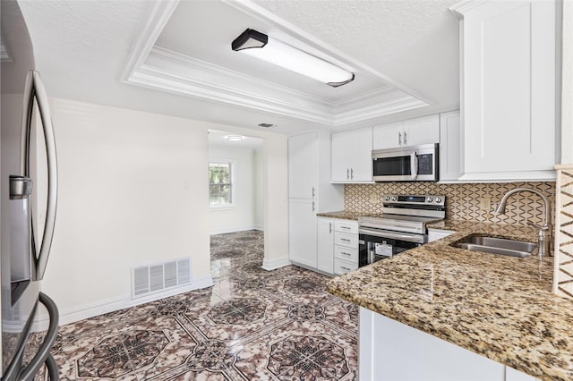 107 Valley Cir, Brandon, FL 33510 - photo 24