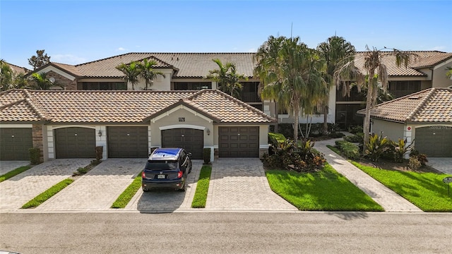 5528 Palmer Cir Unit 203, Bradenton, FL 34211 - photo 2