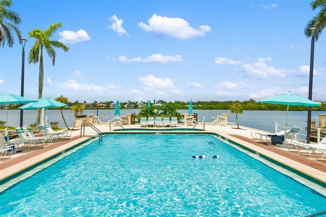 5961 Midnight Pass Rd Unit 319, Sarasota, FL 34242 - photo 21