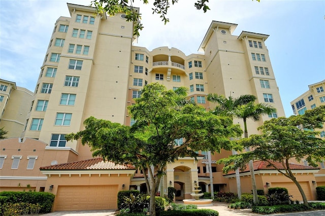 401 N Point Rd Unit 304, Osprey, FL 34229 - photo 2
