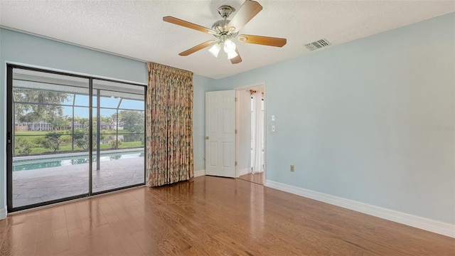 1402 Palmwood Dr, Sarasota, FL 34232 - photo 12