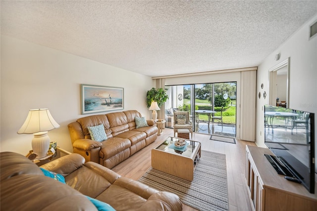 4406 Weybridge Unit 93, Sarasota, FL 34235 - photo 4