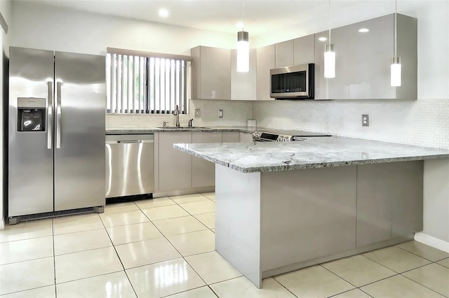 15202 E Pond Woods Dr, Tampa, FL 33618 - photo 2