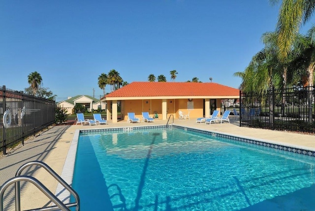 7207 38th Ct E, Sarasota, FL 34243 - photo 49