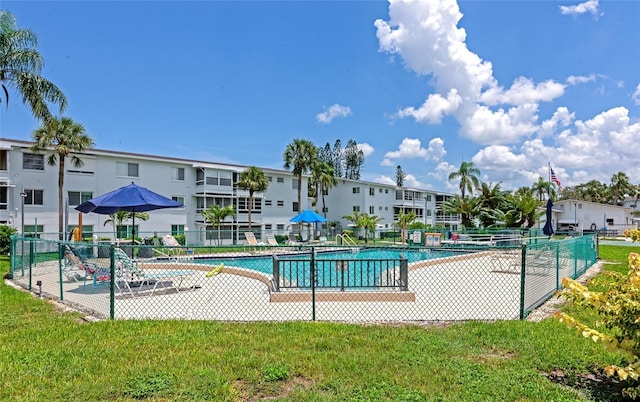 5912 Palm Ln Unit C36, Bradenton, FL 34207 - photo 2