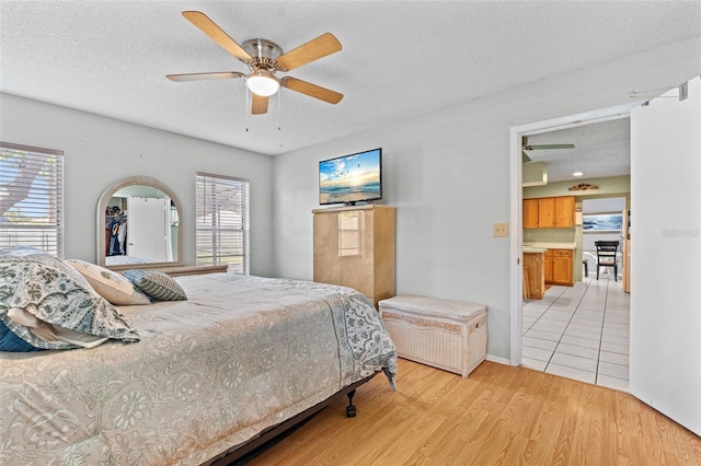 801 Ponderosa Pine Ln, Sarasota, FL 34243 - photo 29