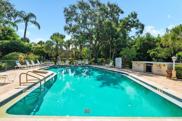 207 Pineneedle Dr Unit 207, Bradenton, FL 34210 - photo 41
