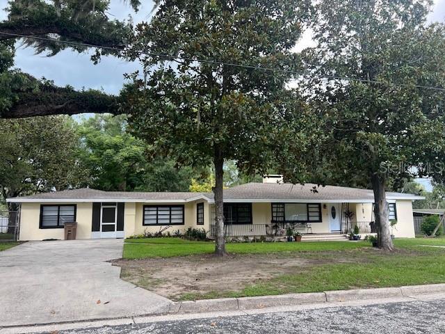 112 N 1st Ave, Wauchula, FL 33873 - photo 1