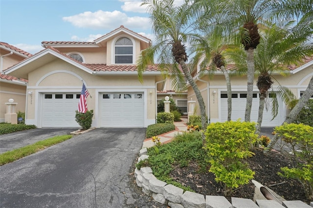 5588 Golf Pointe Dr Unit 1, Sarasota, FL 34243 - photo 1