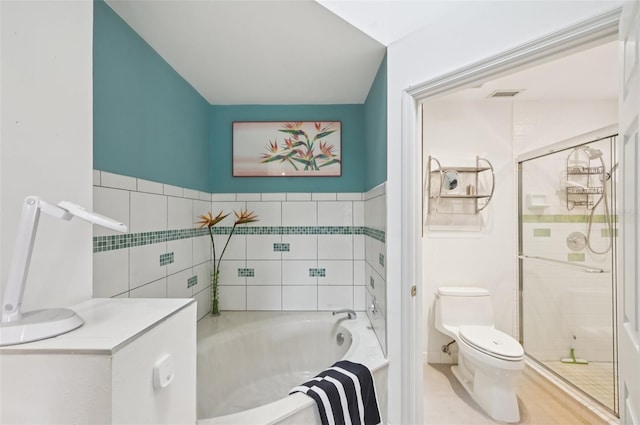 5588 Golf Pointe Dr Unit 1, Sarasota, FL 34243 - photo 28