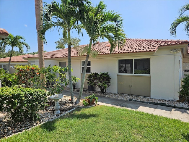 179 Vista Hermosa Cir Unit 17B, Sarasota, FL 34242 - photo 1