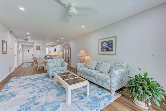 3987 Maceachen Blvd Unit 123, Sarasota, FL 34233 - photo 17