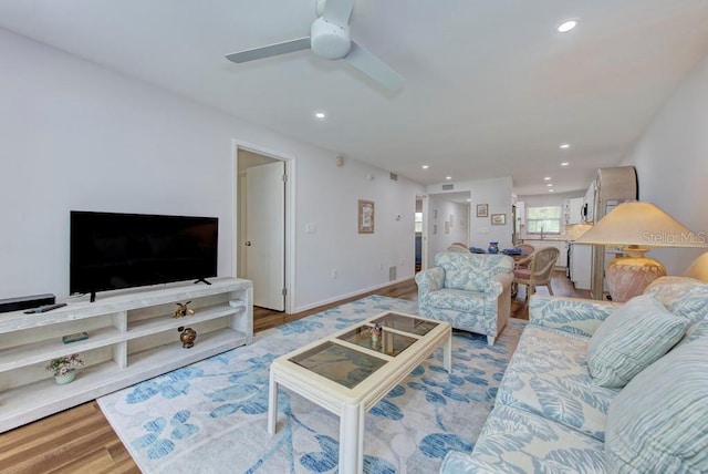3987 Maceachen Blvd Unit 123, Sarasota, FL 34233 - photo 18