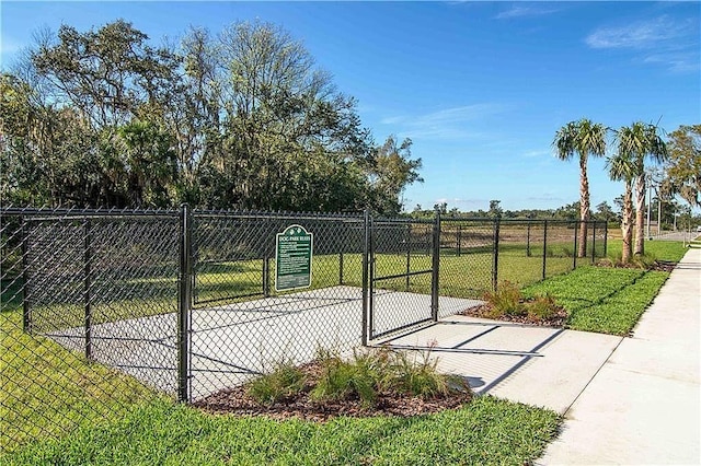 1119 Brenton Leaf Dr, Ruskin, FL 33570 - photo 14