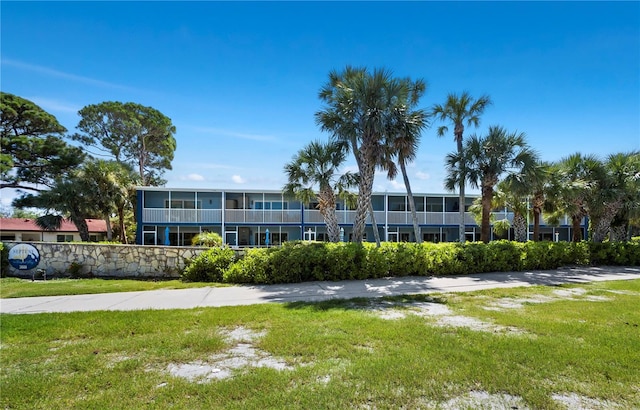 2850 Gulf Of Mexico Dr Unit 5, Longboat Key, FL 34228 - photo 1