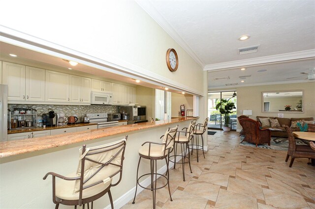 1055 W Peppertree Dr Unit 106Aa, Sarasota, FL 34242 - photo 10