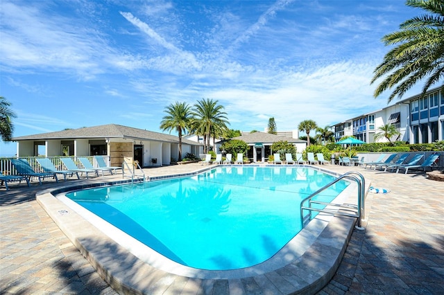 1055 W Peppertree Dr Unit 106Aa, Sarasota, FL 34242 - photo 40