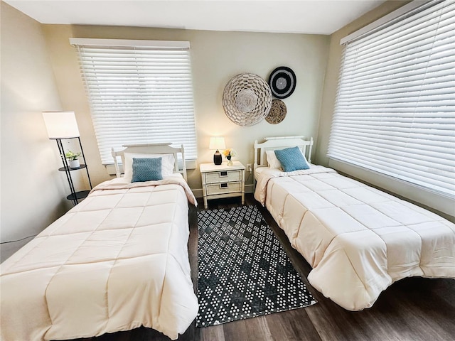 339 Suwanee Ave, Sarasota, FL 34243 - photo 5