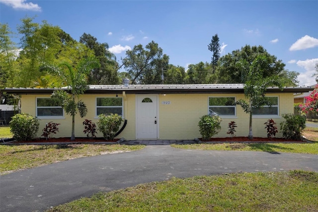 1923 45th Street Ct E, Bradenton, FL 34208 - photo 2