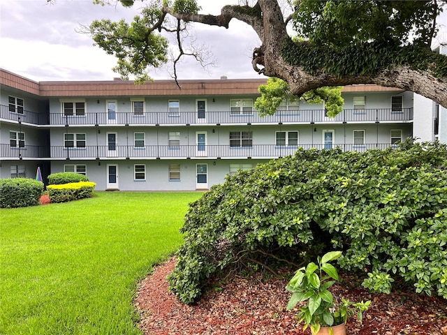 view of building exterior