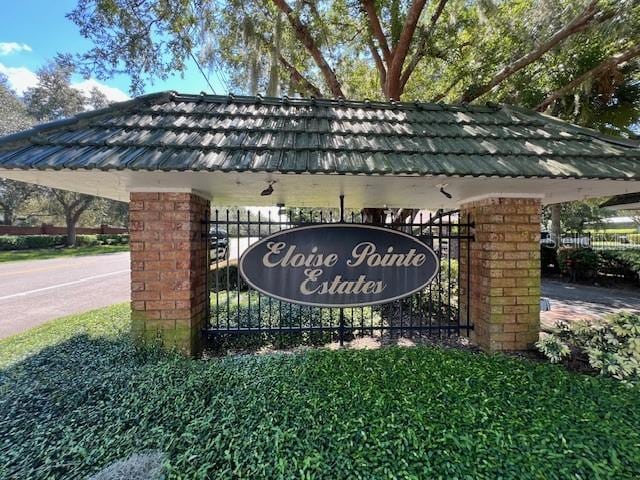 2418 Berkshire Dr, Winter Haven, FL 33884 - photo 42