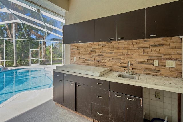 6928 Hayter Ln, Lakeland, FL 33813 - view of swimming pool with a sink