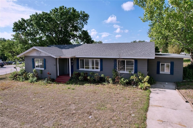105 Old Connersville Rd, Bartow, FL 33830 - ranch-style house with a shingled roof