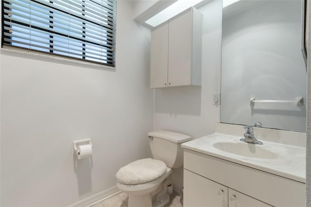 1131 Country Oaks Blvd, Lake Wales, FL 33898 - half bathroom with toilet, vanity, and baseboards