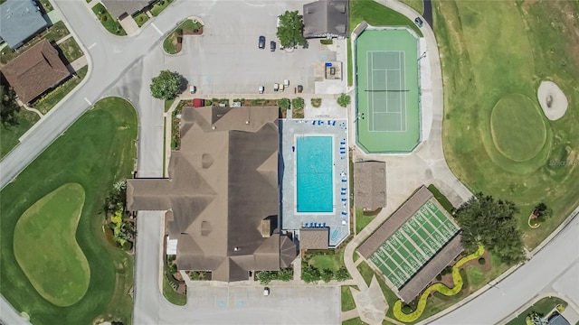 3154 Prairie Dunes Cir W, Lakeland, FL 33810 - aerial view of a pool