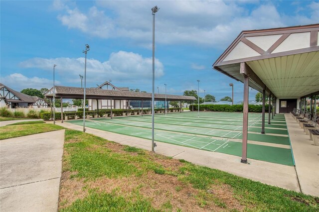 3154 Prairie Dunes Cir W, Lakeland, FL 33810 - view of property's community with shuffleboard