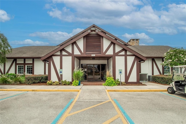 3154 Prairie Dunes Cir W, Lakeland, FL 33810 - view of property featuring uncovered parking
